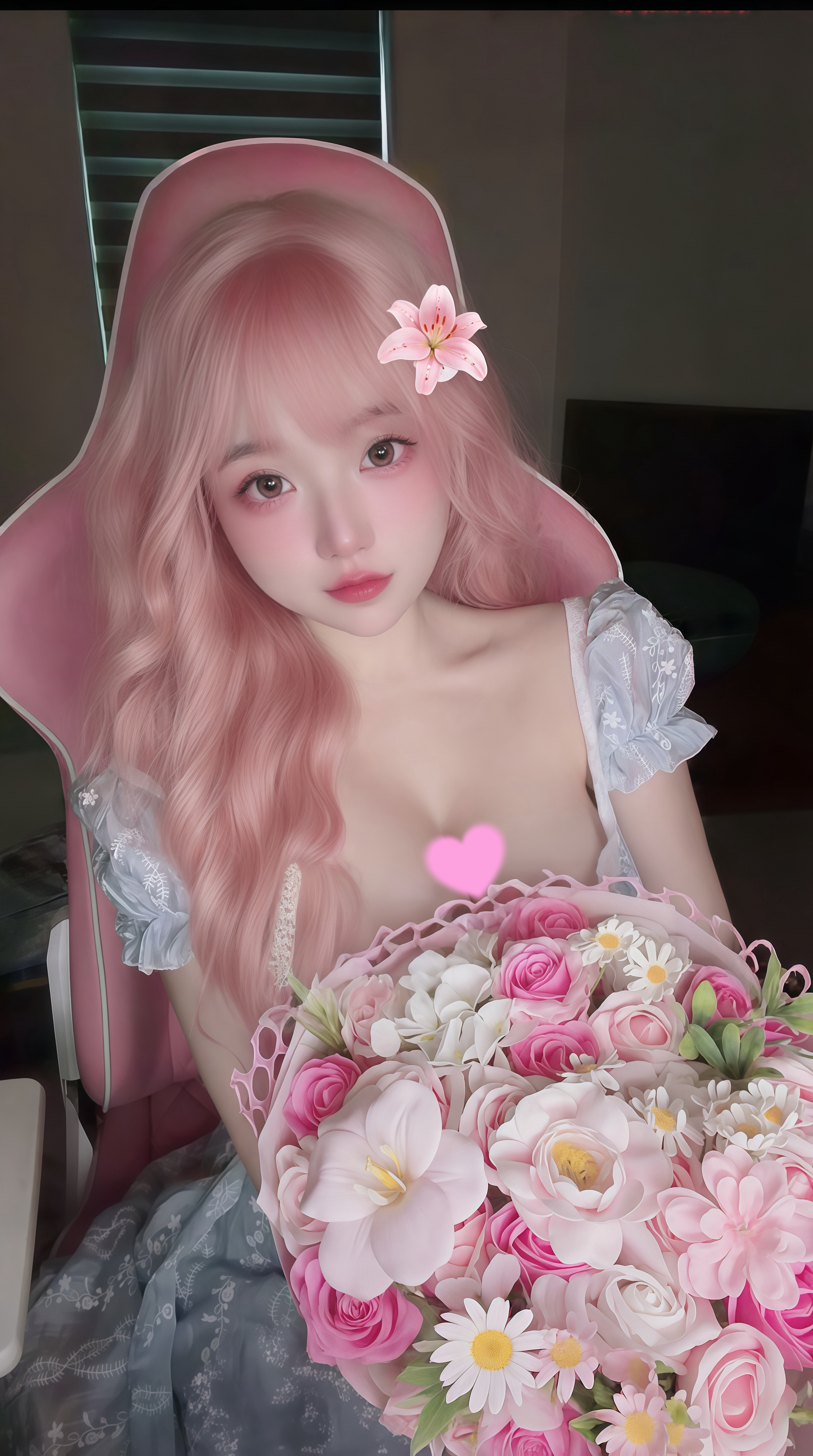 Hạ Vy